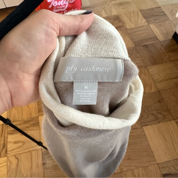 Rolled Neck Cashmere Turtleneck Ply Cashmere Size Petite Med Beige Cream - Picture 4 of 4